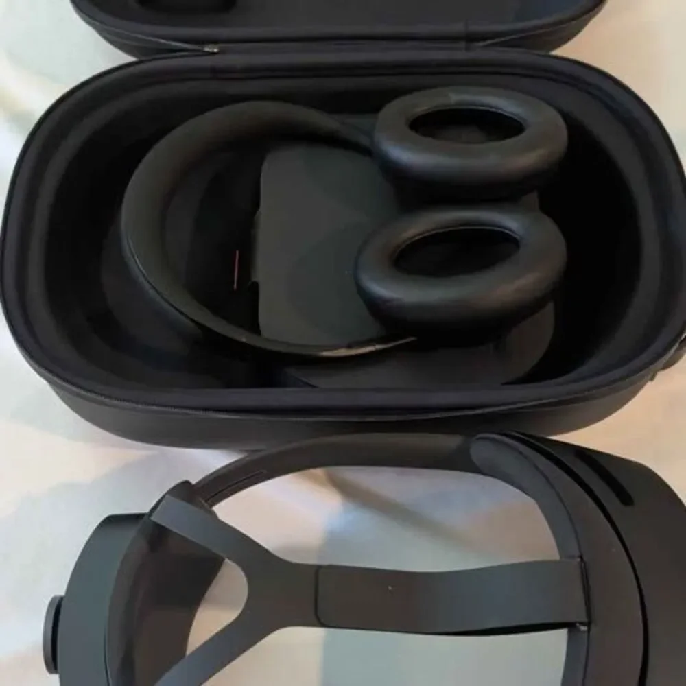 Microsoft HoloLens 2 Mixed Reality Headset AR + Bose 700 TESTED / WORKING